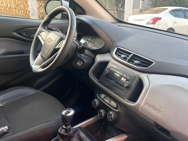 WhatsApp Image 2025-10-07 at 16.49.34 (1)